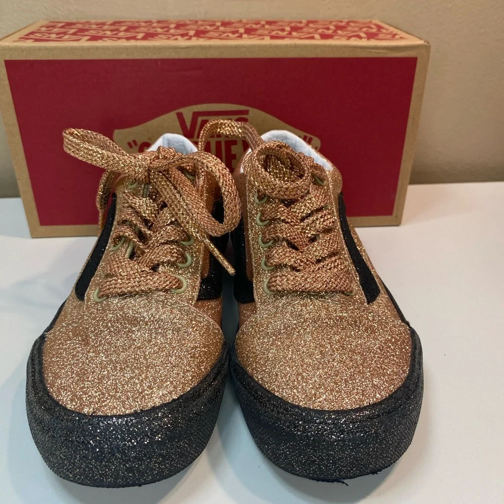 🔥 VANS OLD SKOOL OFF THE WALL LOW TOP SKATE GOLD & BLACK GLITTER KIDS SIZE 1 - Picture 4 of 8